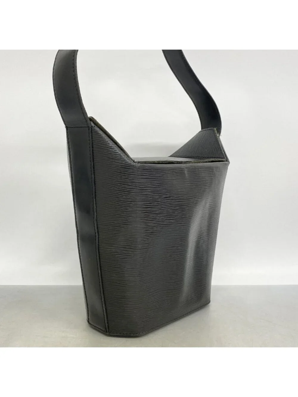Louis Vuitton Shoulder Bag Epi Sac Saw Noir